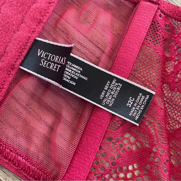 Victorias Secret Very Sexy unlined lace Demi 32C - Picture 6 of 6